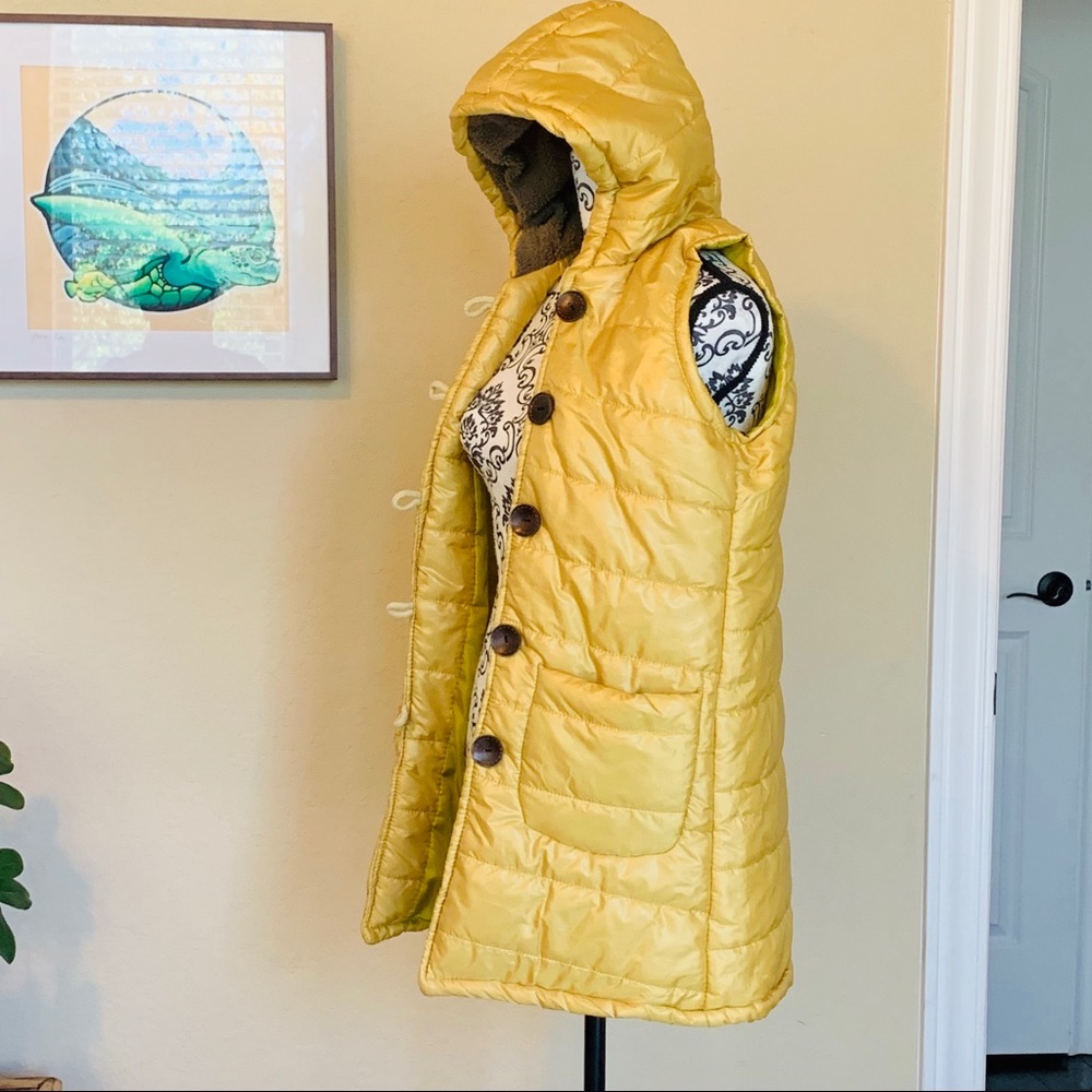 Vintage mustard hooded coat